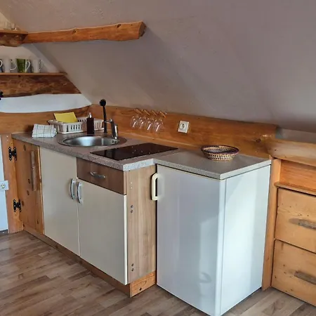 Cebelica Apartament *