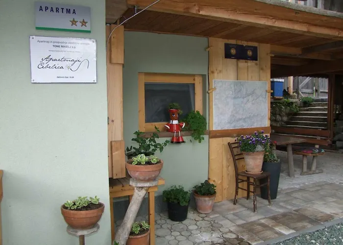 Apartma Cebelica